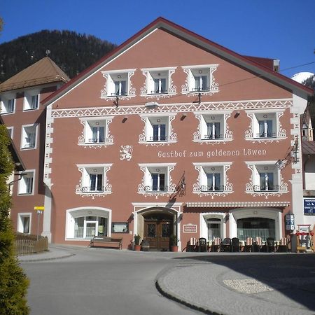 Gasthof Zum Goldenen Loewen Nauders Exterior foto